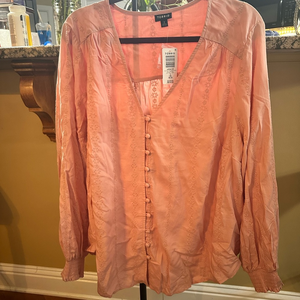 Torrid Women's Blush Button-Front Blouse